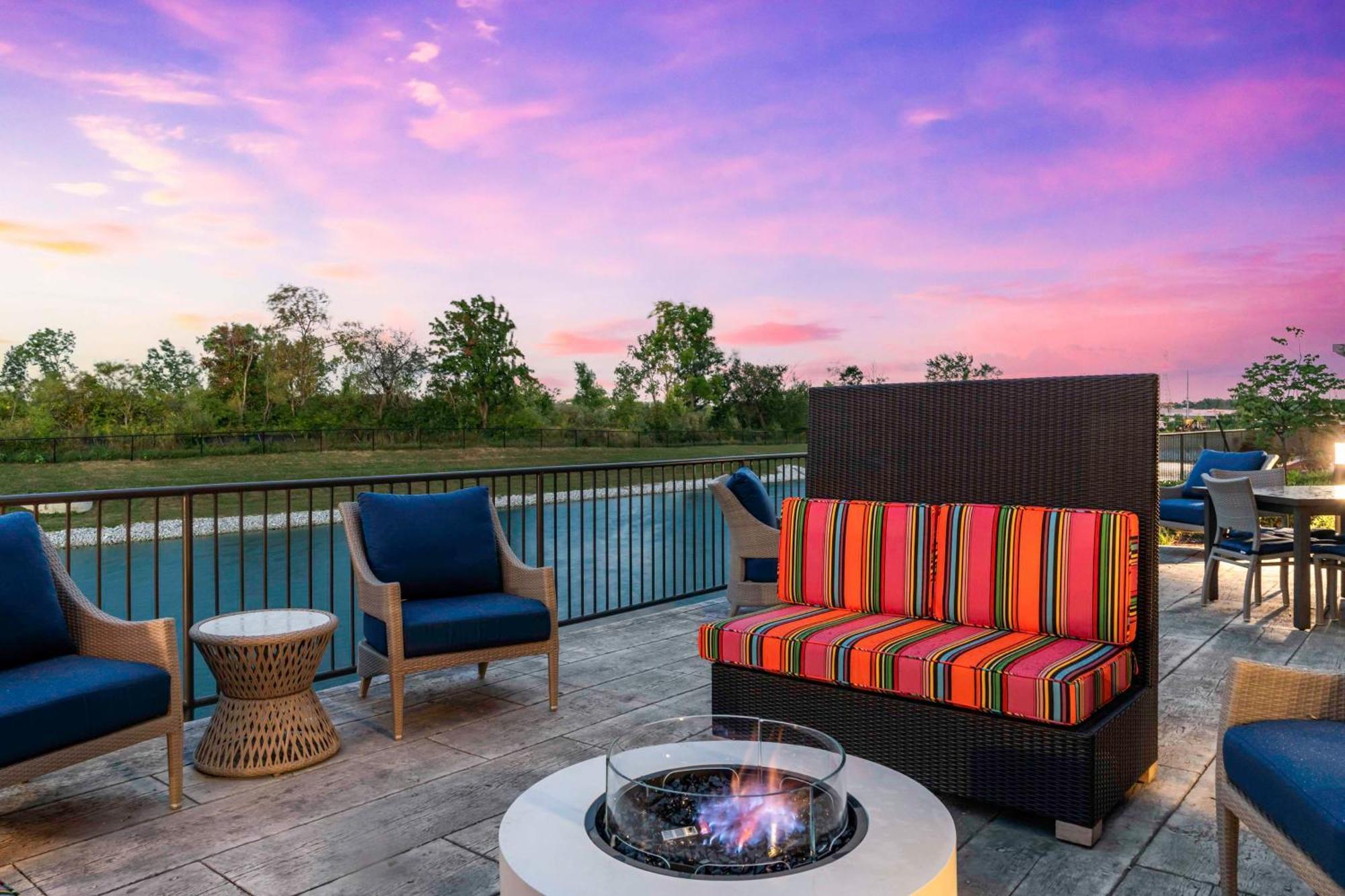 Hilton Garden Inn By Hilton Fort Wayne North Sunnybrook Acres Extérieur photo